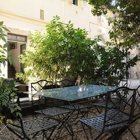 Lungarno Garden Apartment